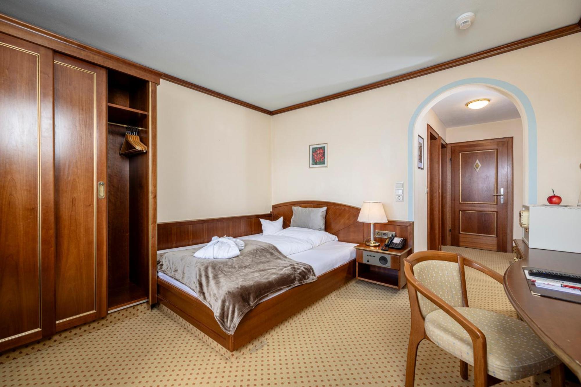 Der Rindererhof Hotel Tux Luaran gambar
